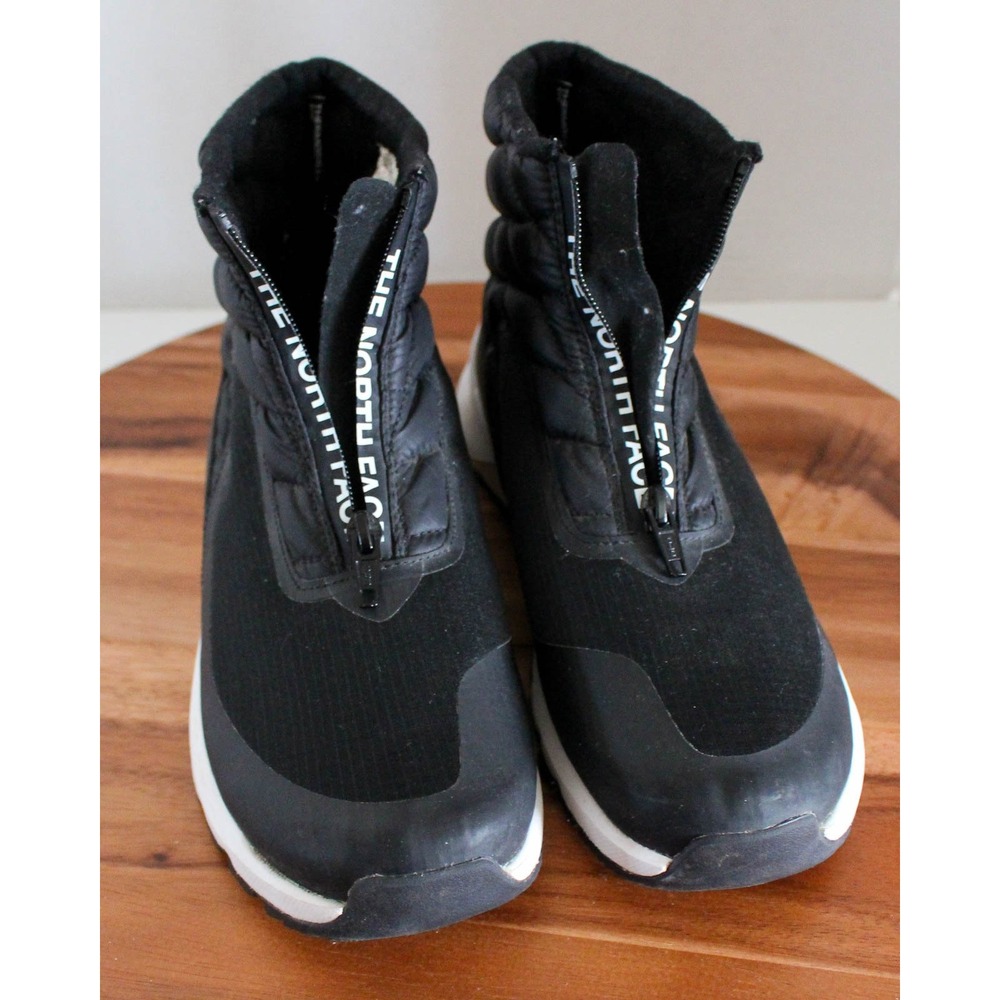 The North Face Boots Womens 10 Black Quilted Thermoball Traction Zip Winter - Picture 7 of 9
